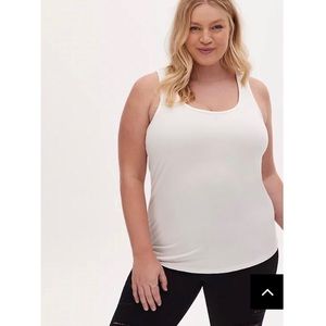 NWOT Torrid Super Soft White Scoop Neck Layering Tank